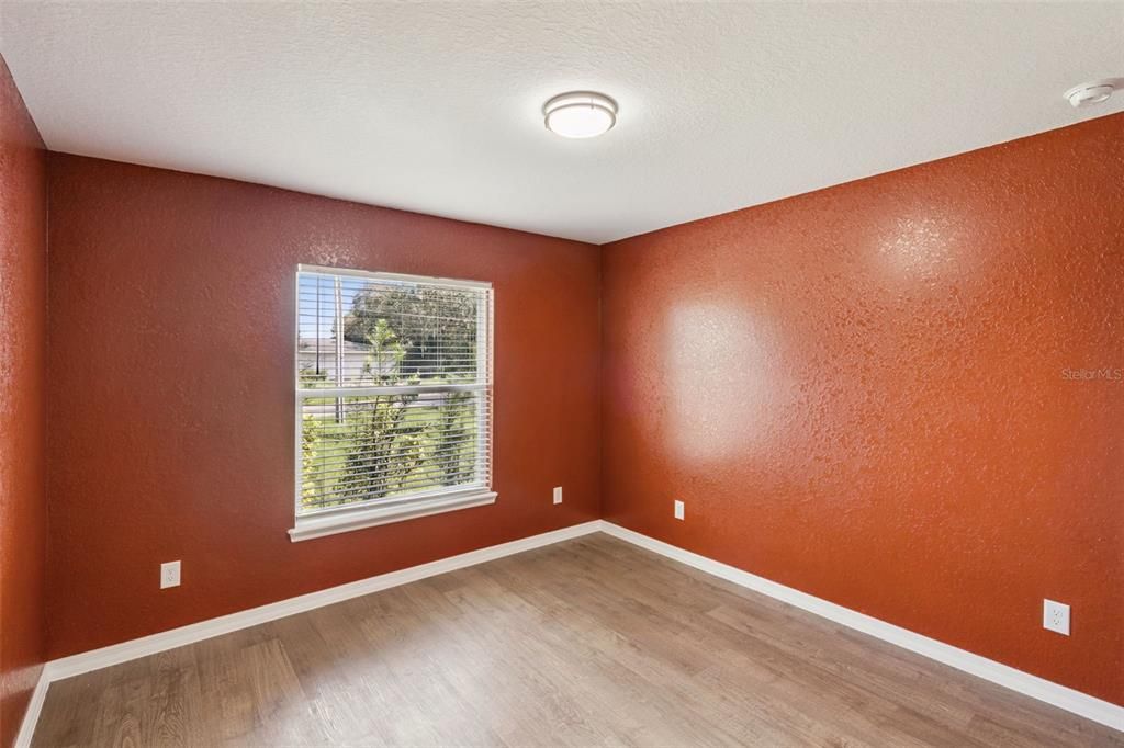 For Rent: $2,100 (3 beds, 2 baths, 1687 Square Feet)