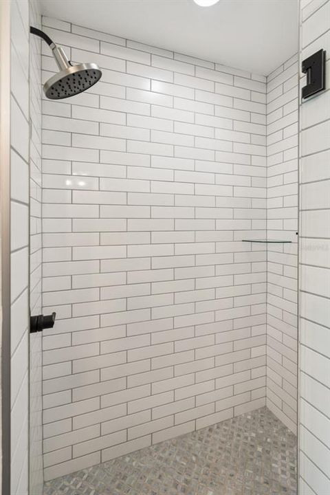 For Rent: $2,100 (3 beds, 2 baths, 1687 Square Feet)