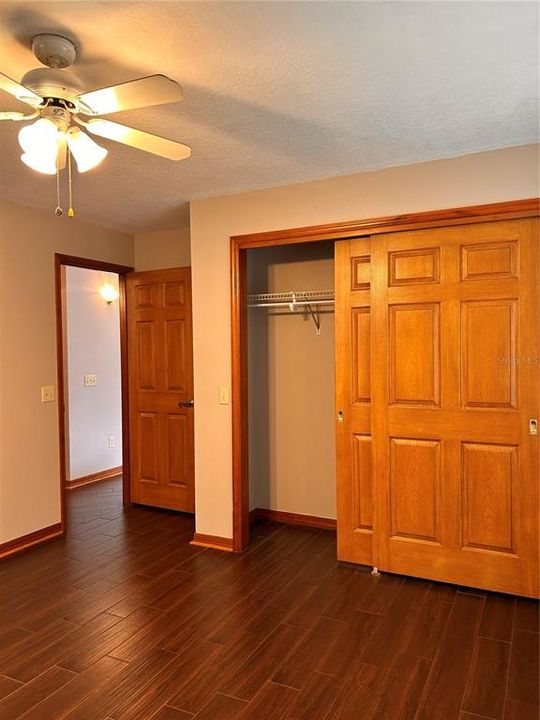 For Rent: $1,900 (3 beds, 2 baths, 1893 Square Feet)