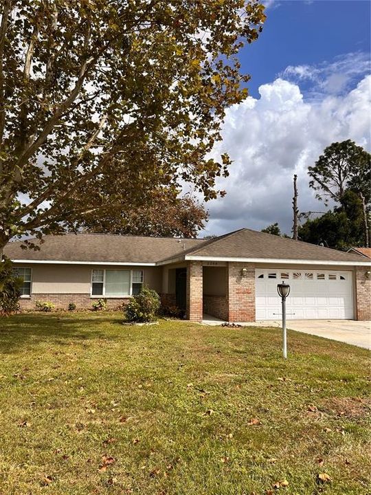 For Rent: $1,900 (3 beds, 2 baths, 1893 Square Feet)