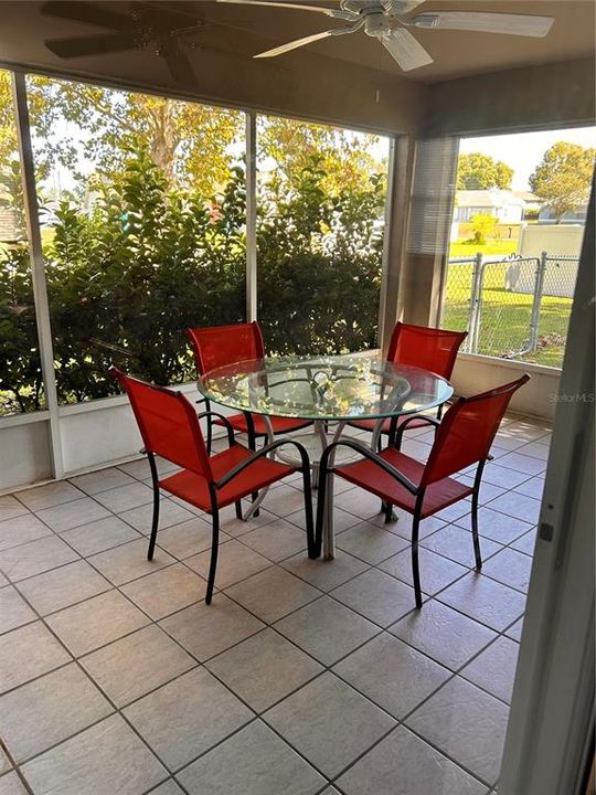 For Rent: $1,900 (3 beds, 2 baths, 1893 Square Feet)