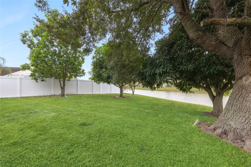 Active With Contract: $380,000 (3 beds, 2 baths, 1398 Square Feet)