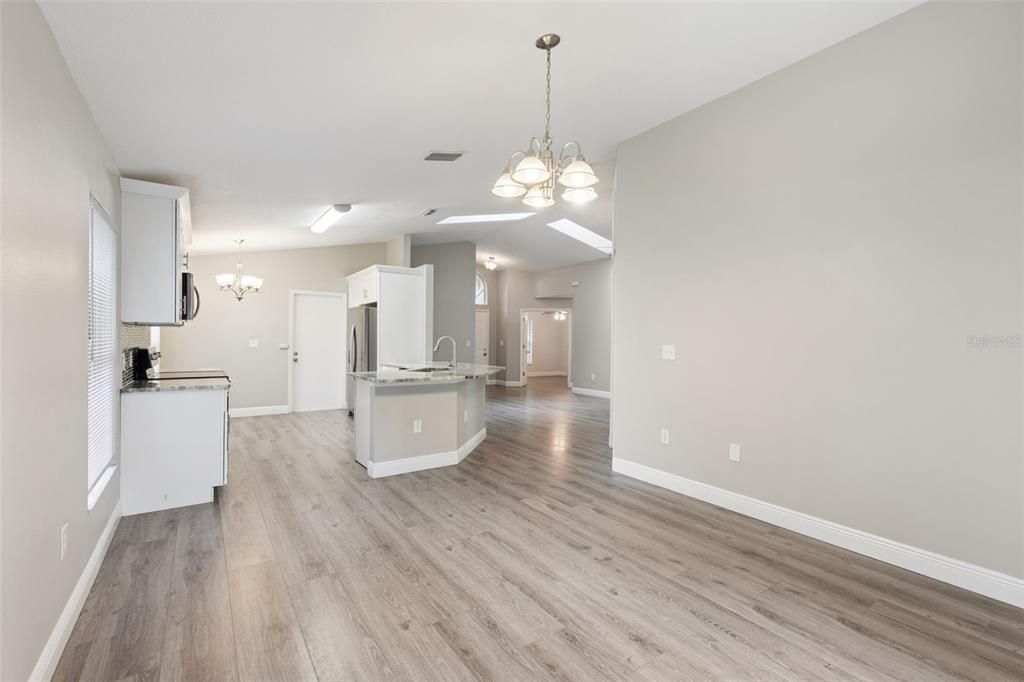 Active With Contract: $380,000 (3 beds, 2 baths, 1398 Square Feet)