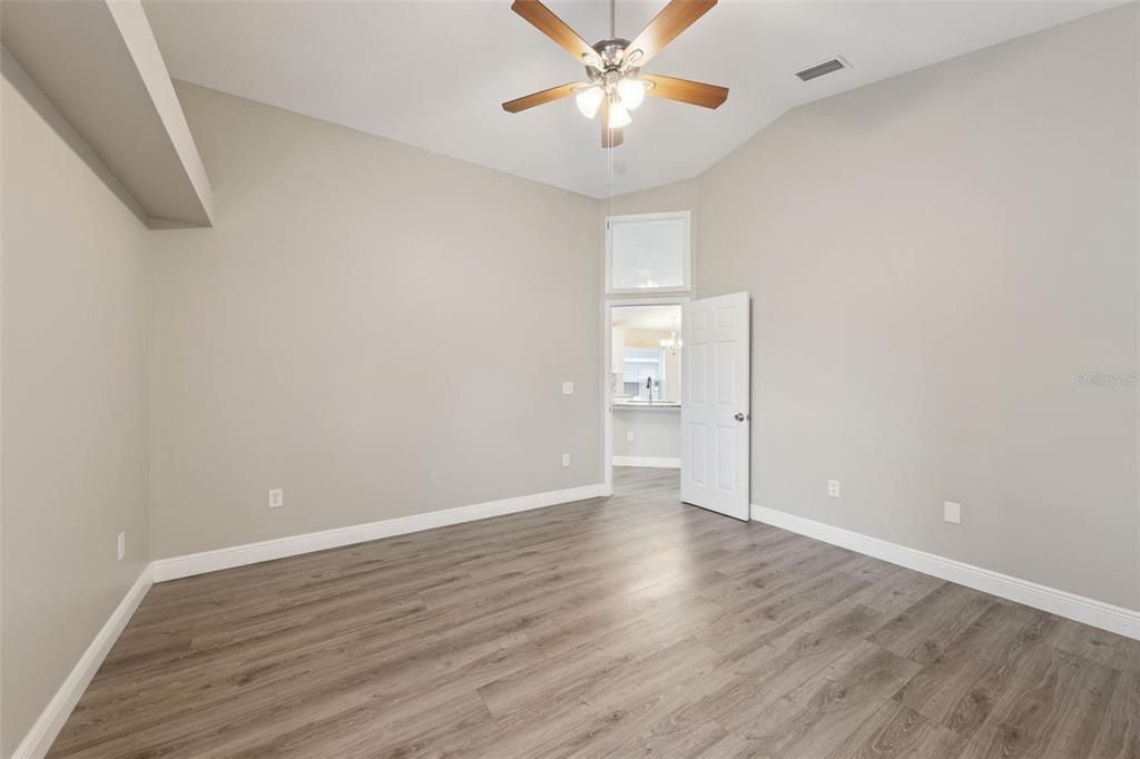 Active With Contract: $380,000 (3 beds, 2 baths, 1398 Square Feet)