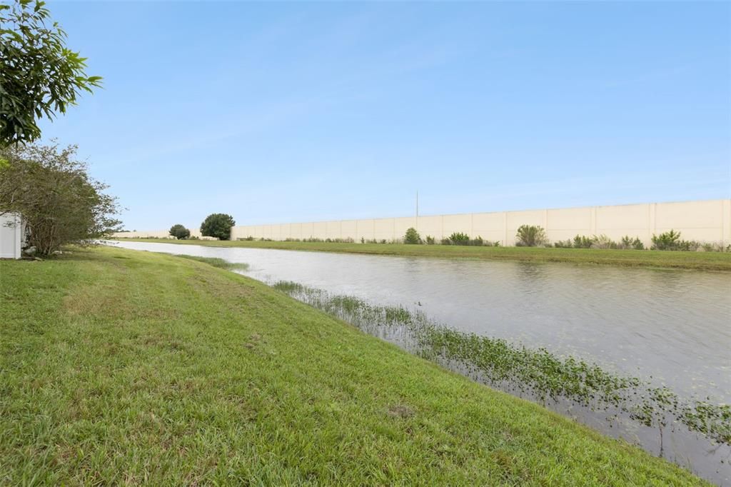 Active With Contract: $380,000 (3 beds, 2 baths, 1398 Square Feet)