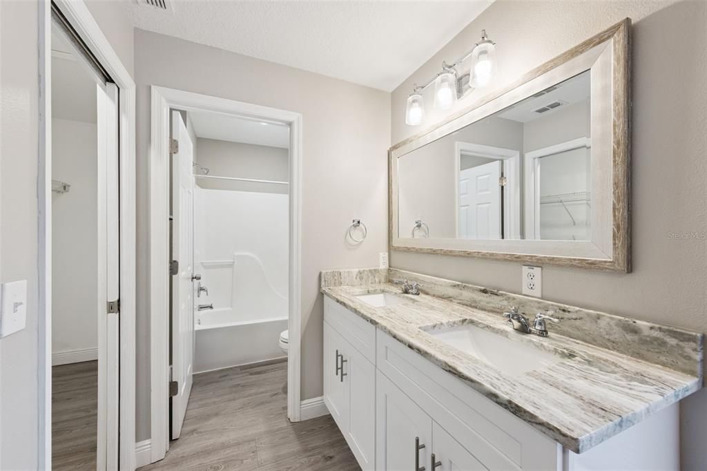 Active With Contract: $380,000 (3 beds, 2 baths, 1398 Square Feet)