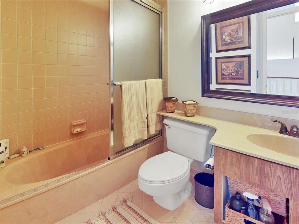 For Sale: $268,000 (2 beds, 3 baths, 1844 Square Feet)