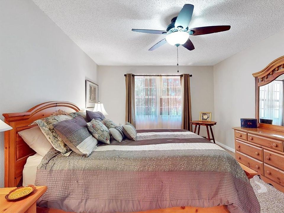 For Sale: $268,000 (2 beds, 3 baths, 1844 Square Feet)