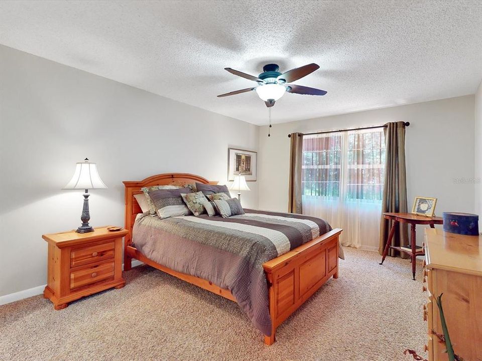 For Sale: $268,000 (2 beds, 3 baths, 1844 Square Feet)