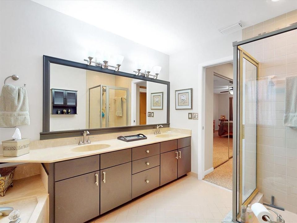 For Sale: $268,000 (2 beds, 3 baths, 1844 Square Feet)