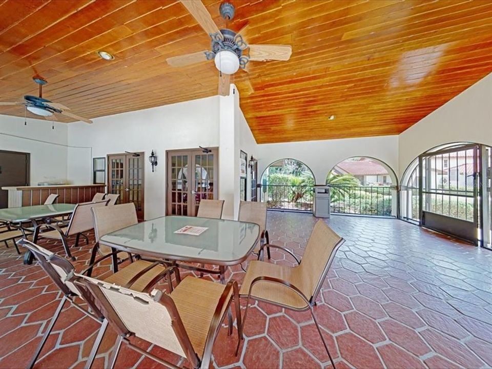 For Sale: $268,000 (2 beds, 3 baths, 1844 Square Feet)