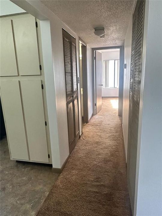 出租: $1,550 (2 贝兹, 2 浴室, 975 平方英尺)