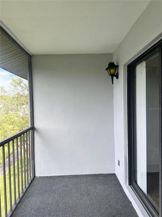 出租: $1,550 (2 贝兹, 2 浴室, 975 平方英尺)