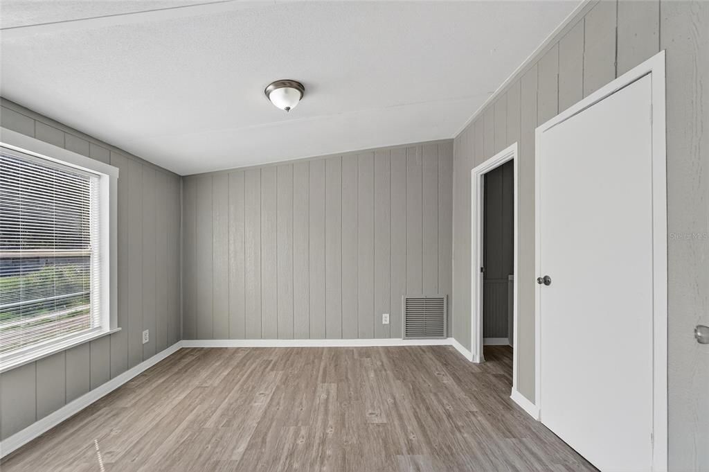 En Renta: $1,700 (3 camas, 2 baños, 1200 Pies cuadrados)