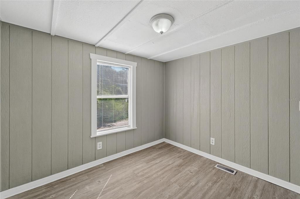 En Renta: $1,700 (3 camas, 2 baños, 1200 Pies cuadrados)