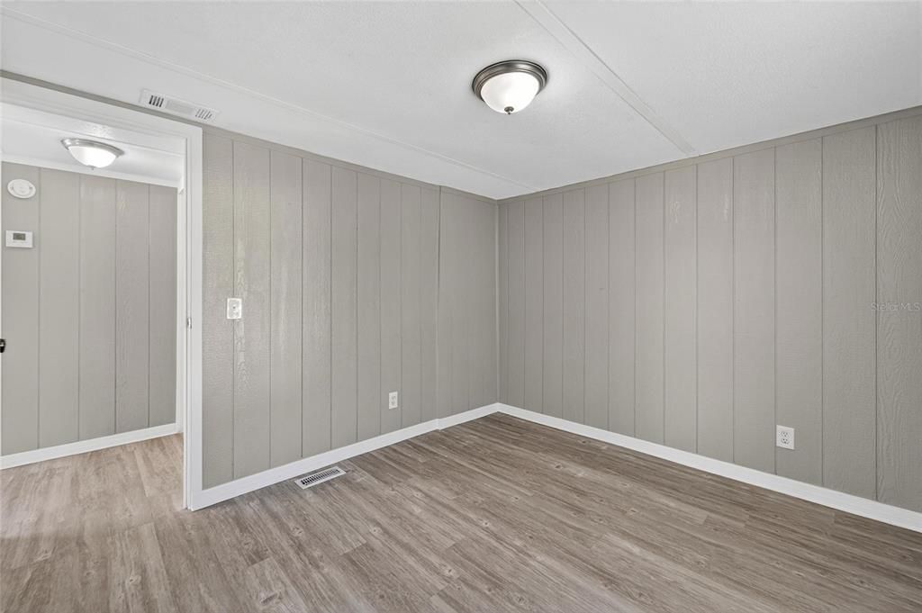 En Renta: $1,700 (3 camas, 2 baños, 1200 Pies cuadrados)