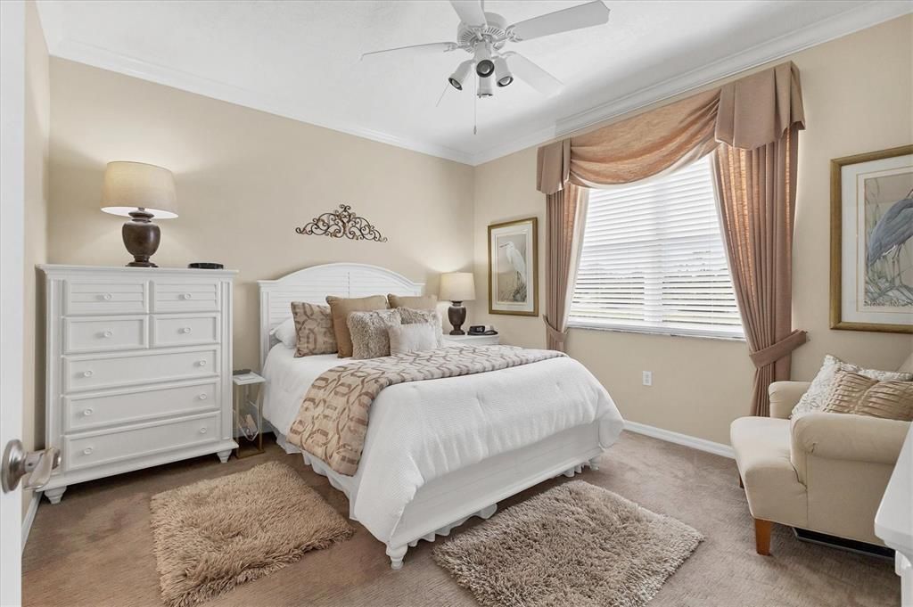 Под контрактом: $324,900 (2 спален, 2 ванн, 1433 Квадратных фут)