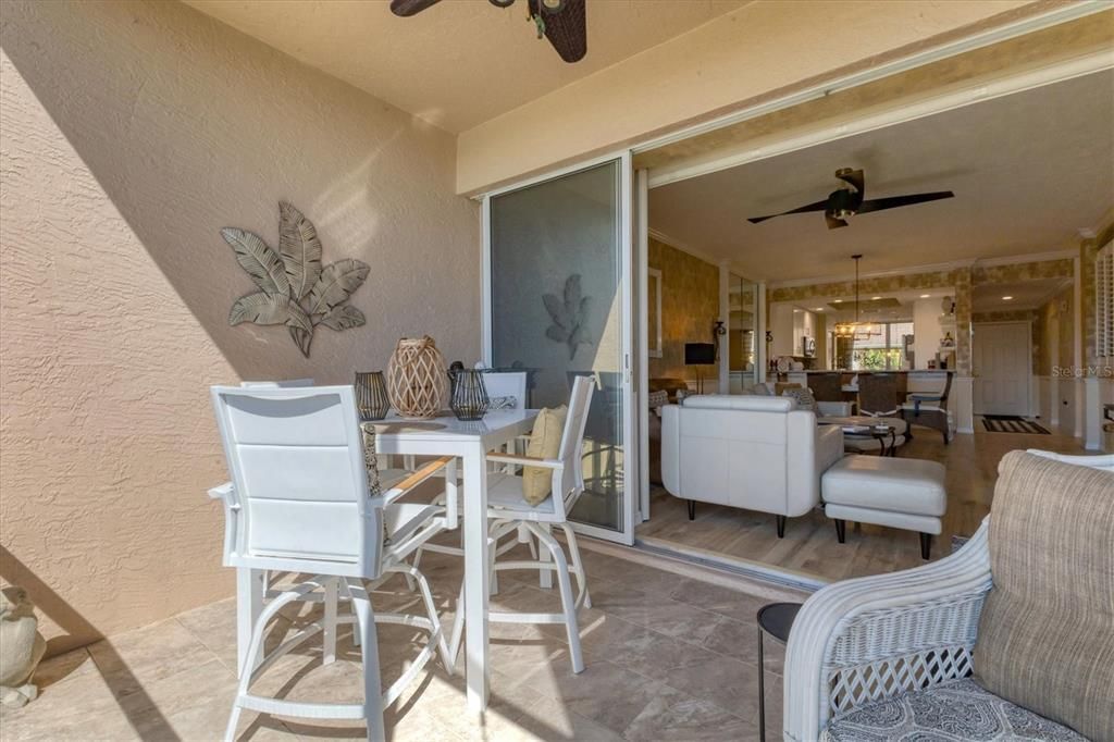 Под контрактом: $324,900 (2 спален, 2 ванн, 1433 Квадратных фут)