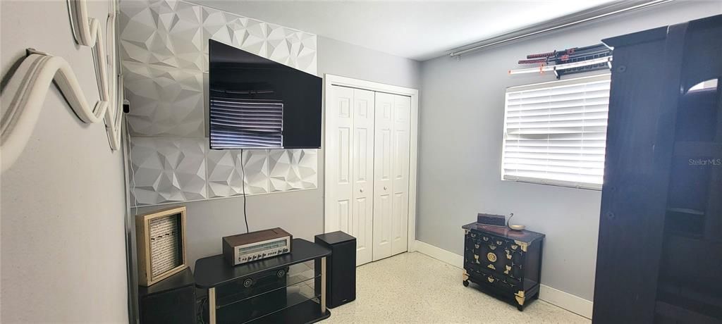 For Sale: $635,000 (4 beds, 2 baths, 1907 Square Feet)