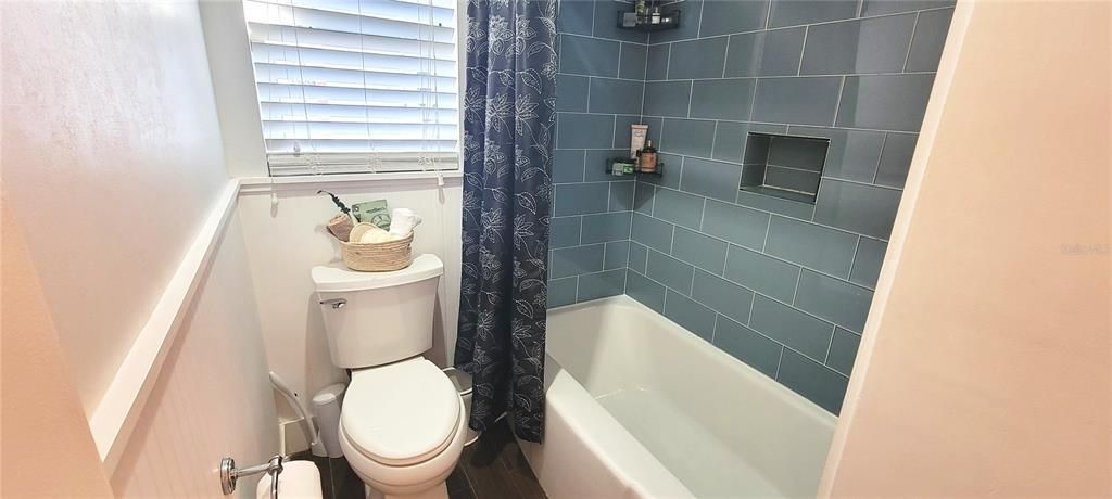 For Sale: $635,000 (4 beds, 2 baths, 1907 Square Feet)