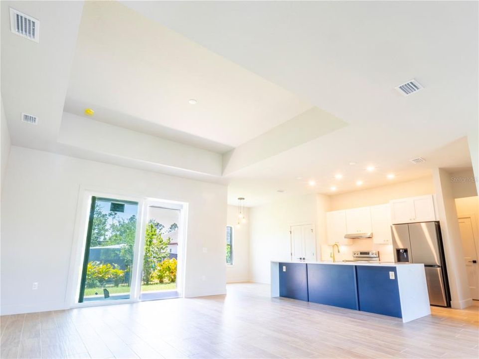 For Rent: $2,498 (3 beds, 2 baths, 1850 Square Feet)