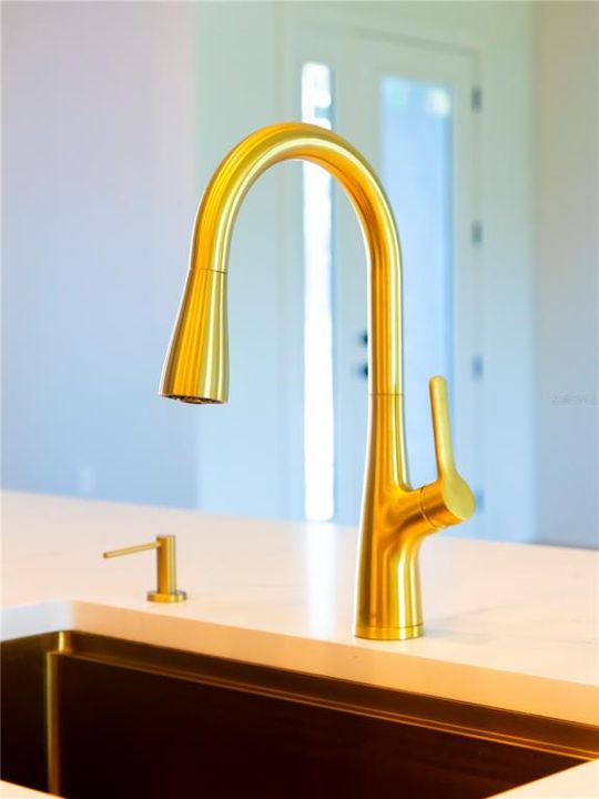 For Rent: $2,498 (3 beds, 2 baths, 1850 Square Feet)