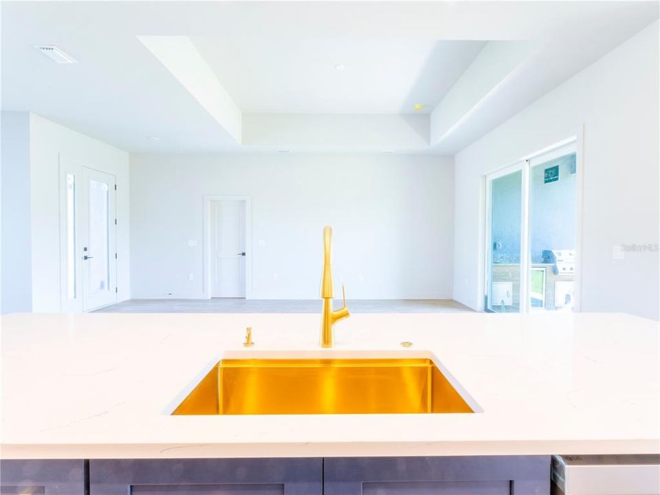 For Rent: $2,498 (3 beds, 2 baths, 1850 Square Feet)