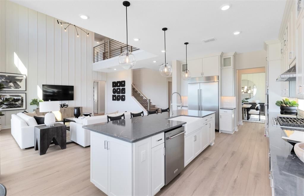 For Sale: $997,790 (5 beds, 4 baths, 4313 Square Feet)