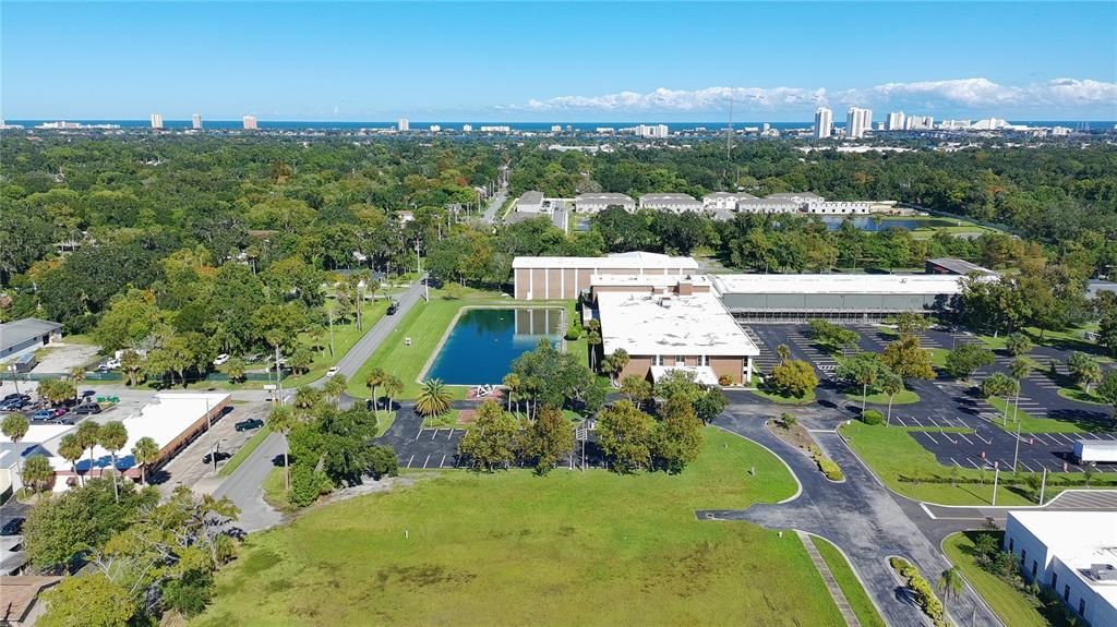 En Venta: $1,750,000 (1.92 acres)