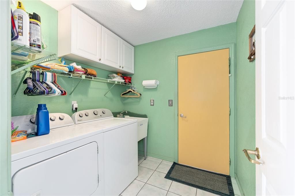 Activo con contrato: $249,900 (2 camas, 2 baños, 1178 Pies cuadrados)