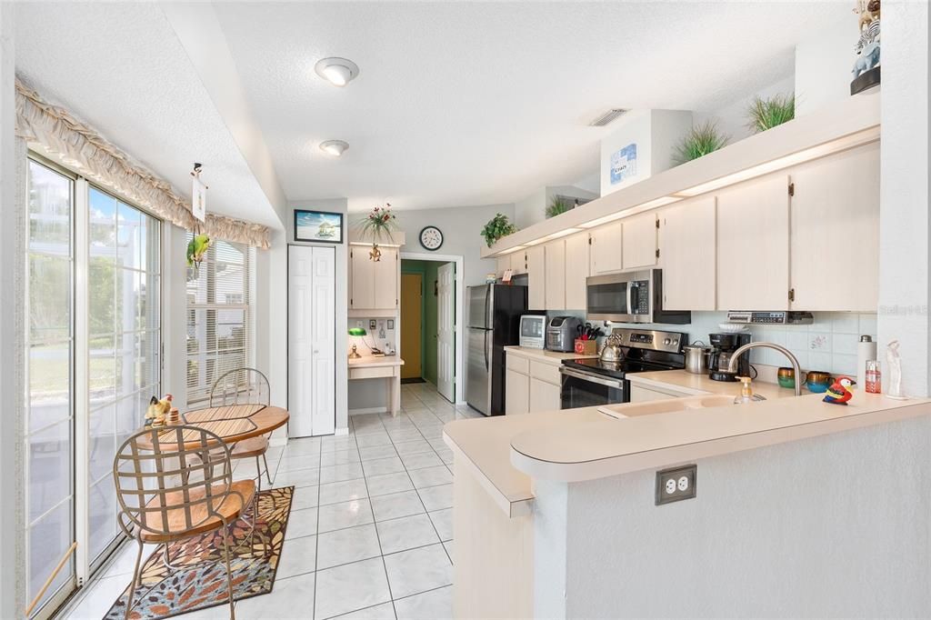 Activo con contrato: $249,900 (2 camas, 2 baños, 1178 Pies cuadrados)