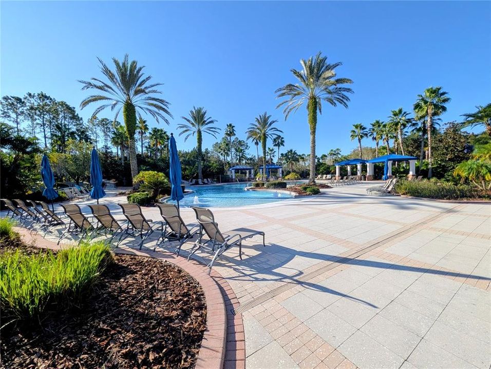 For Sale: $414,999 (3 beds, 2 baths, 2005 Square Feet)