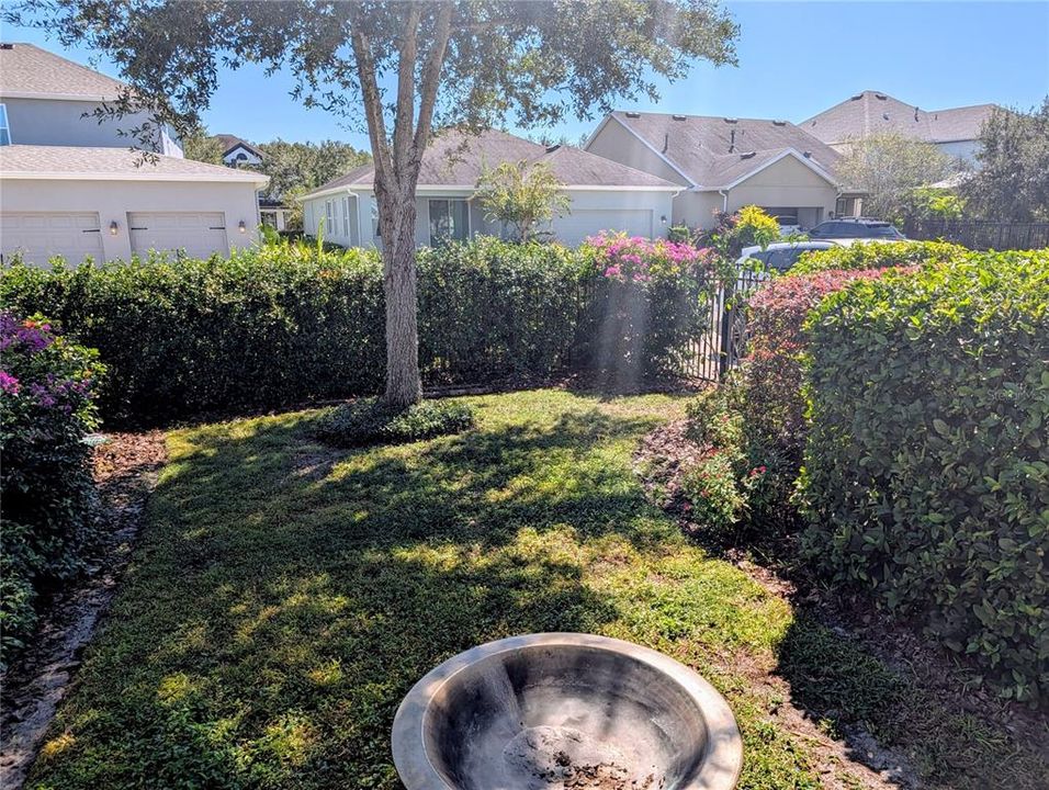 For Sale: $414,999 (3 beds, 2 baths, 2005 Square Feet)