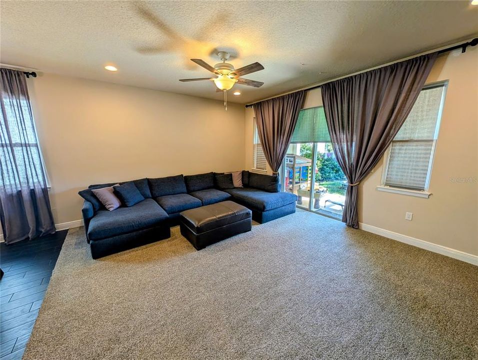 For Sale: $414,999 (3 beds, 2 baths, 2005 Square Feet)