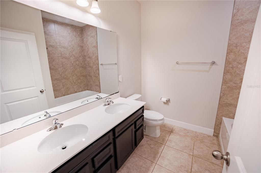 For Sale: $369,900 (4 beds, 2 baths, 2021 Square Feet)