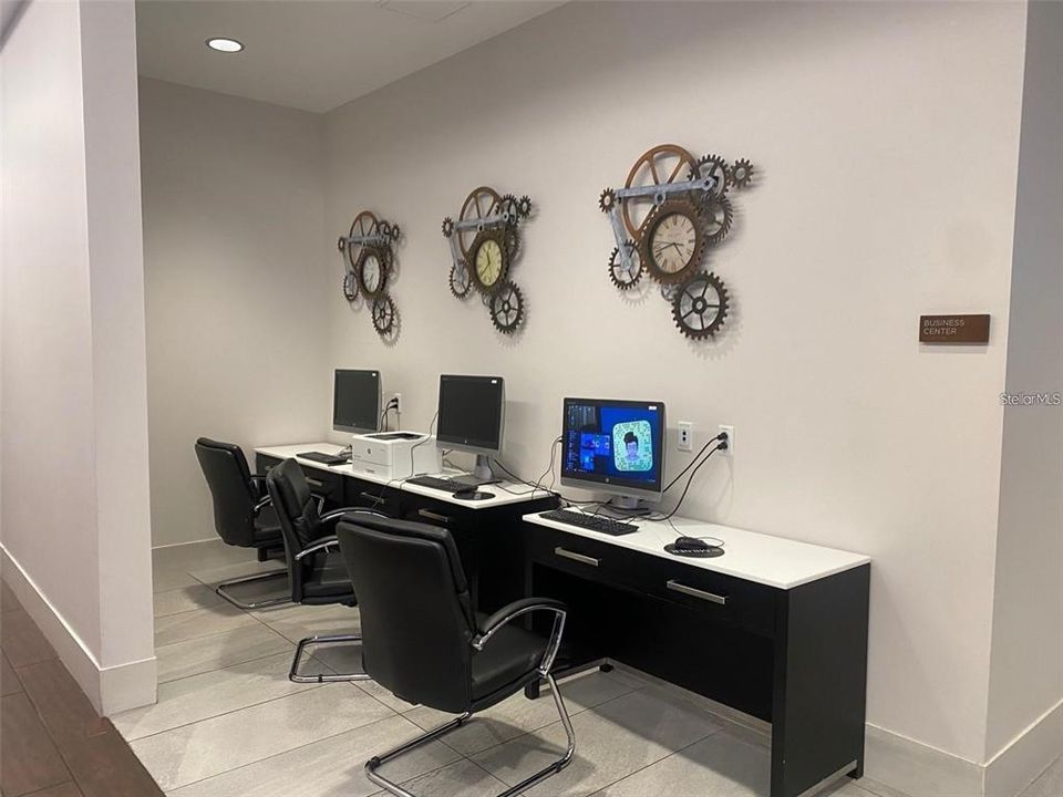 For Sale: $330,000 (2 beds, 2 baths, 1265 Square Feet)