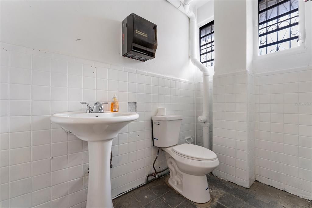 En Venta: $795,000 (0 camas, 0 baños, 6804 Pies cuadrados)