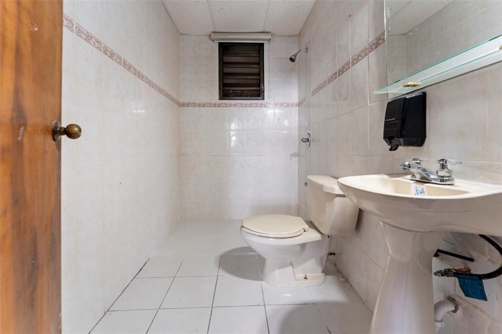 En Venta: $795,000 (0 camas, 0 baños, 6804 Pies cuadrados)