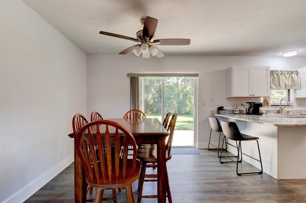 Activo con contrato: $225,000 (2 camas, 2 baños, 1186 Pies cuadrados)