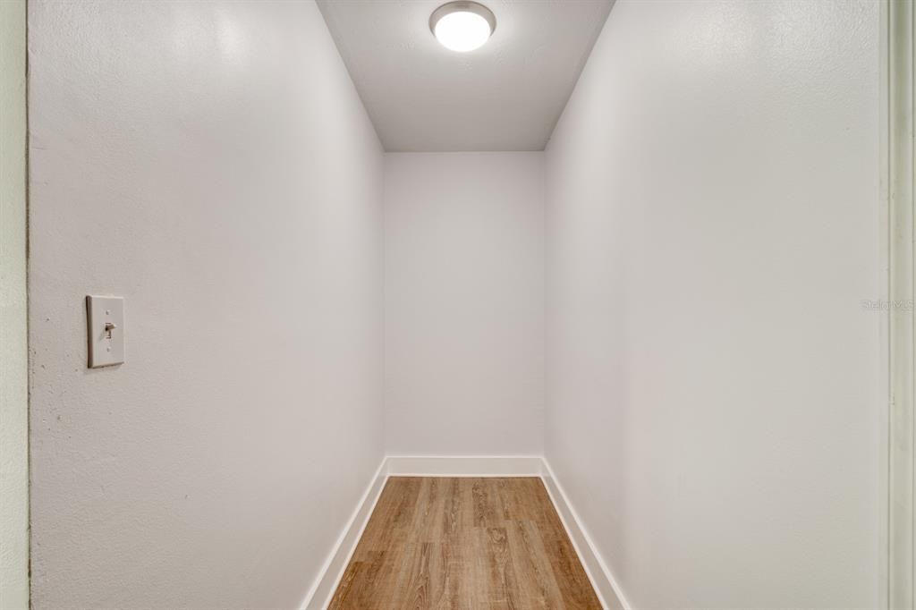 Activo con contrato: $225,000 (2 camas, 2 baños, 1186 Pies cuadrados)