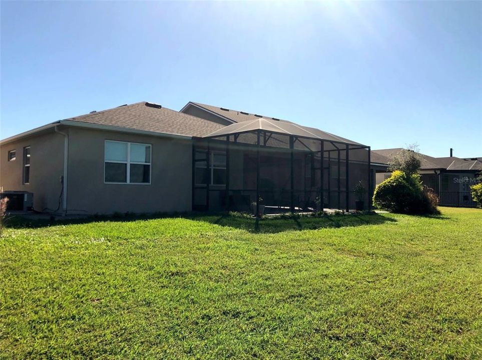 合同活跃: $669,900 (4 贝兹, 3 浴室, 2470 平方英尺)