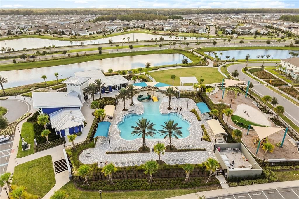 合同活跃: $669,900 (4 贝兹, 3 浴室, 2470 平方英尺)