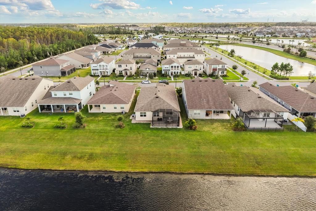 合同活跃: $669,900 (4 贝兹, 3 浴室, 2470 平方英尺)