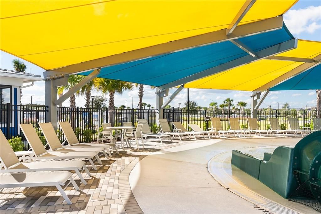 合同活跃: $669,900 (4 贝兹, 3 浴室, 2470 平方英尺)