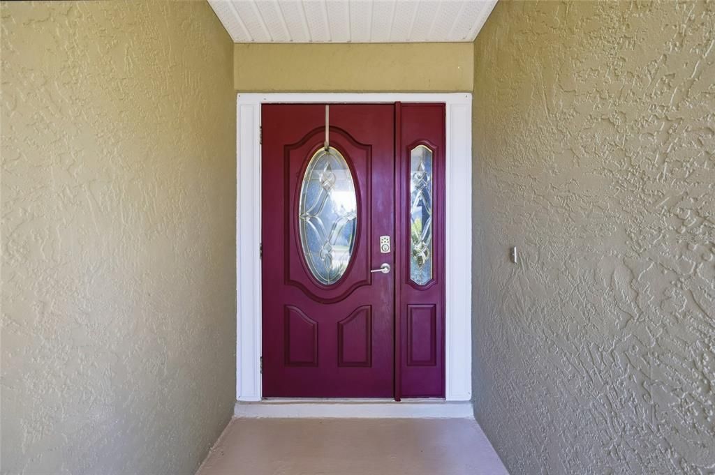 Activo con contrato: $599,990 (4 camas, 2 baños, 2000 Pies cuadrados)