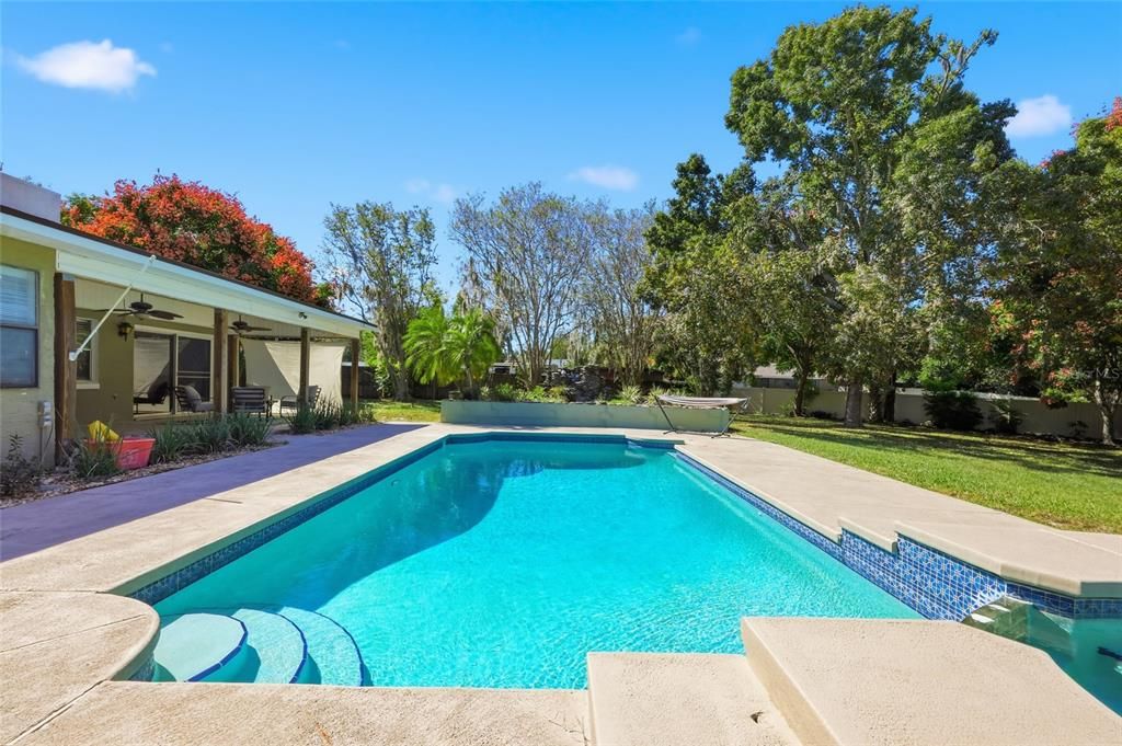 Activo con contrato: $599,990 (4 camas, 2 baños, 2000 Pies cuadrados)