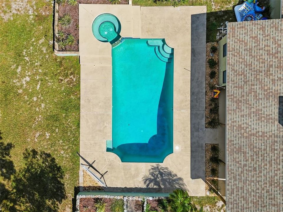 Activo con contrato: $599,990 (4 camas, 2 baños, 2000 Pies cuadrados)