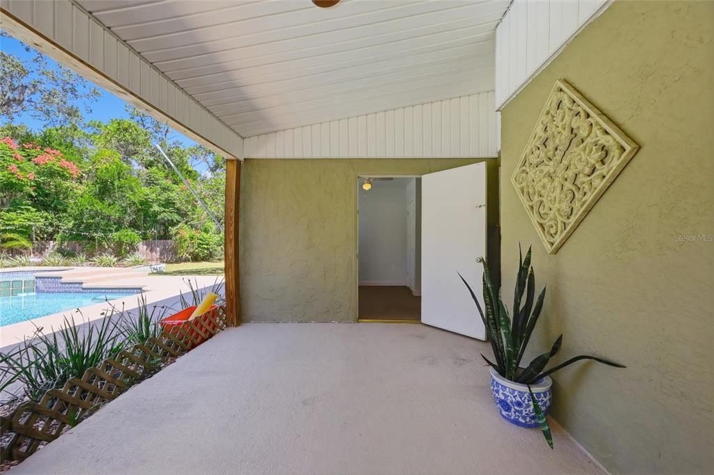 Activo con contrato: $599,990 (4 camas, 2 baños, 2000 Pies cuadrados)