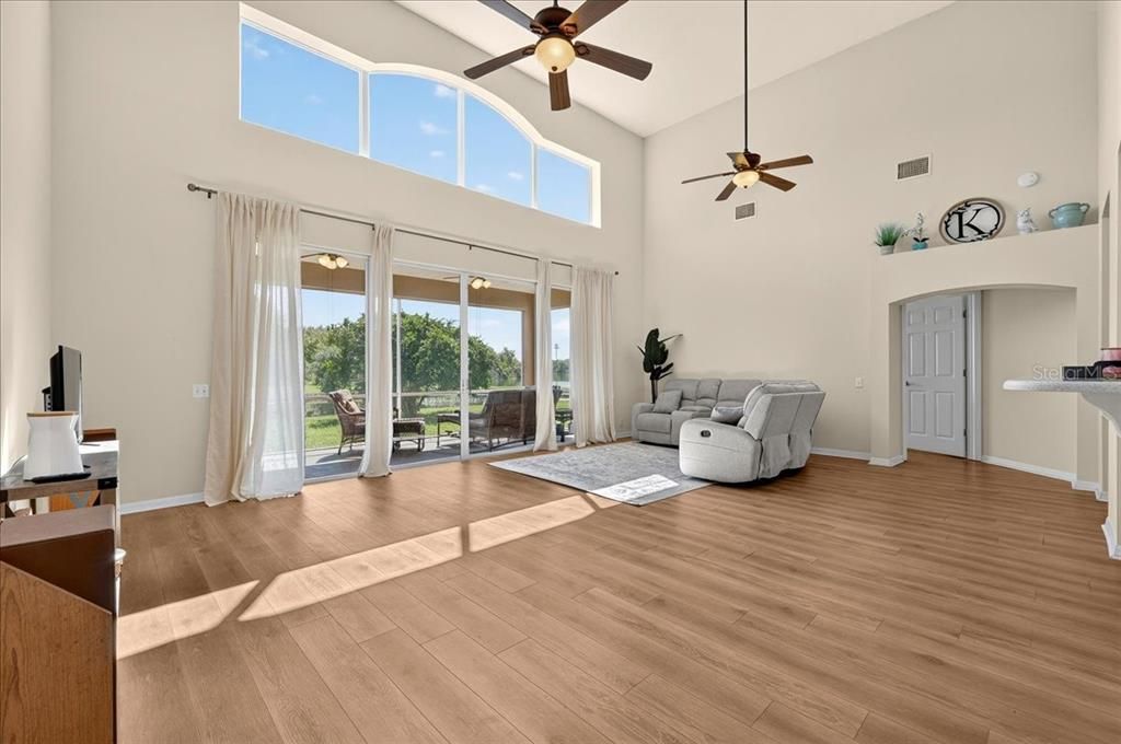 待售: $418,900 (5 贝兹, 3 浴室, 2788 平方英尺)