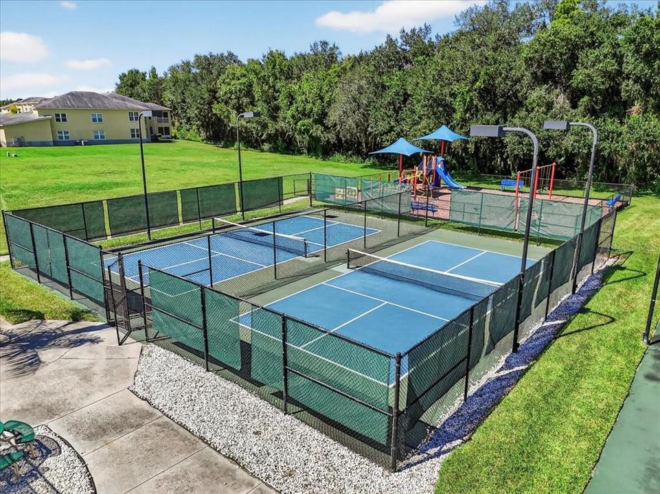 待售: $418,900 (5 贝兹, 3 浴室, 2788 平方英尺)